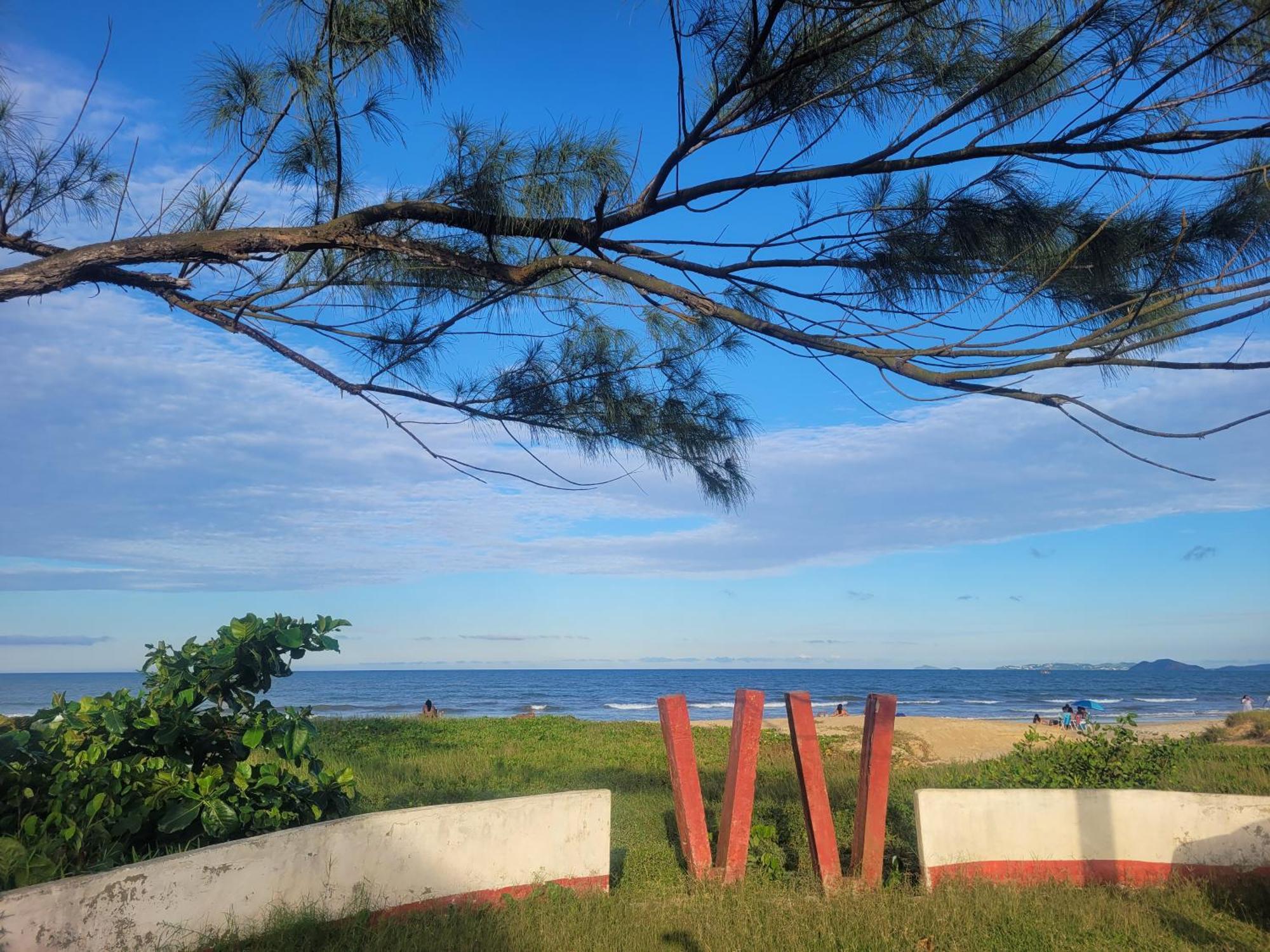 Villa Casa Grande E Confortavel Piscina E Area Gourmet Em Cabo Frio Unamar Tamoios Verao Vermelho Tamoios Verao Vermelho Exterior foto